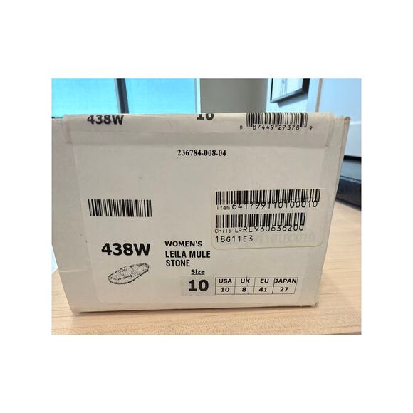 MinneTonka Stud embellished Leila leather mule in Stone color size 10 - Picture 7 of 7